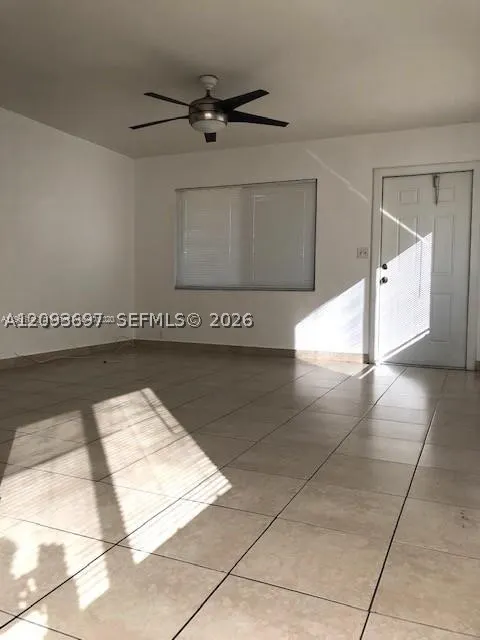 310 SW 10th Ter