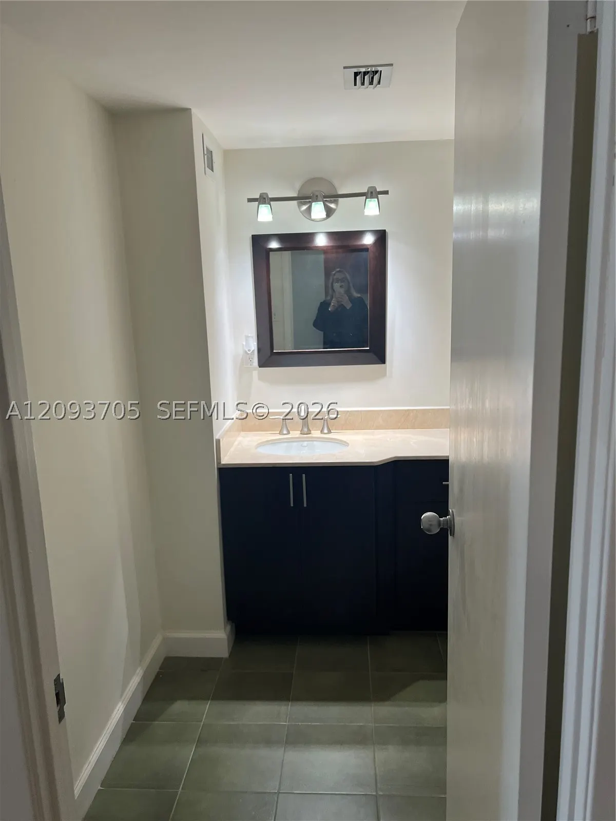 18021 Biscayne Blvd #603