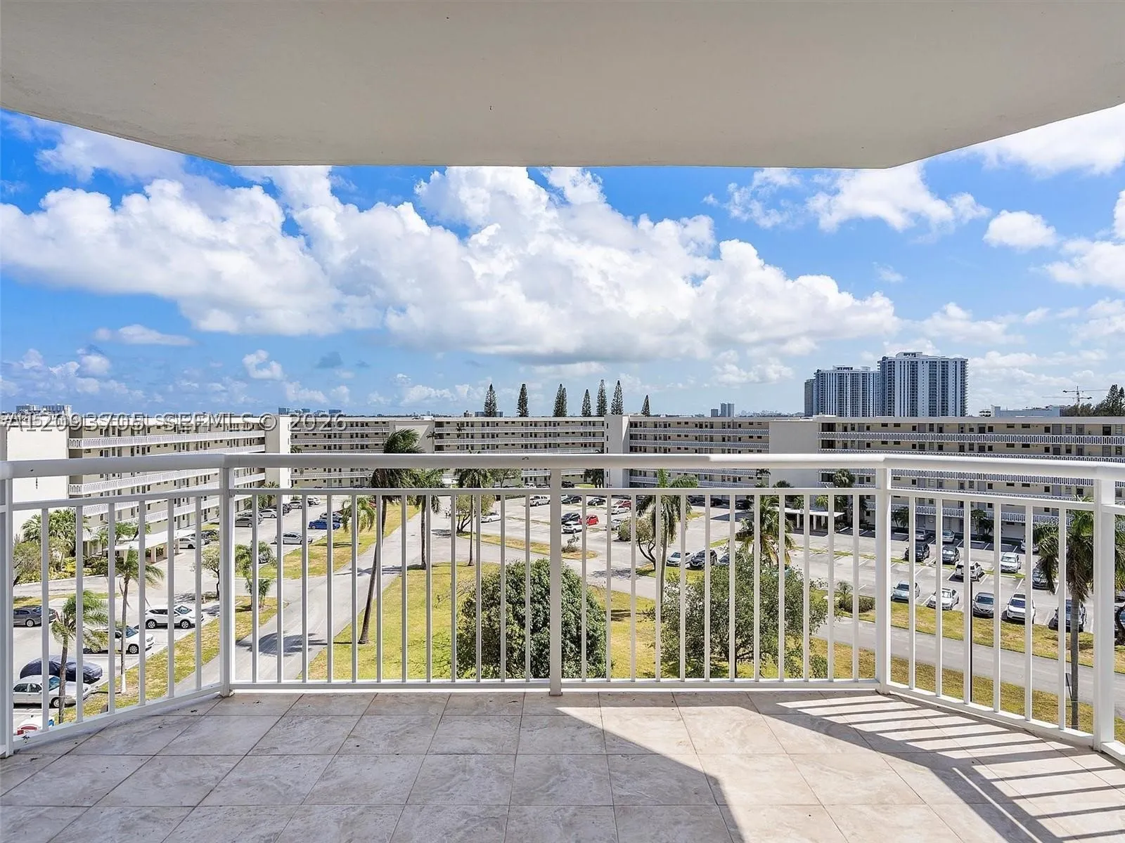 18021 Biscayne Blvd #603