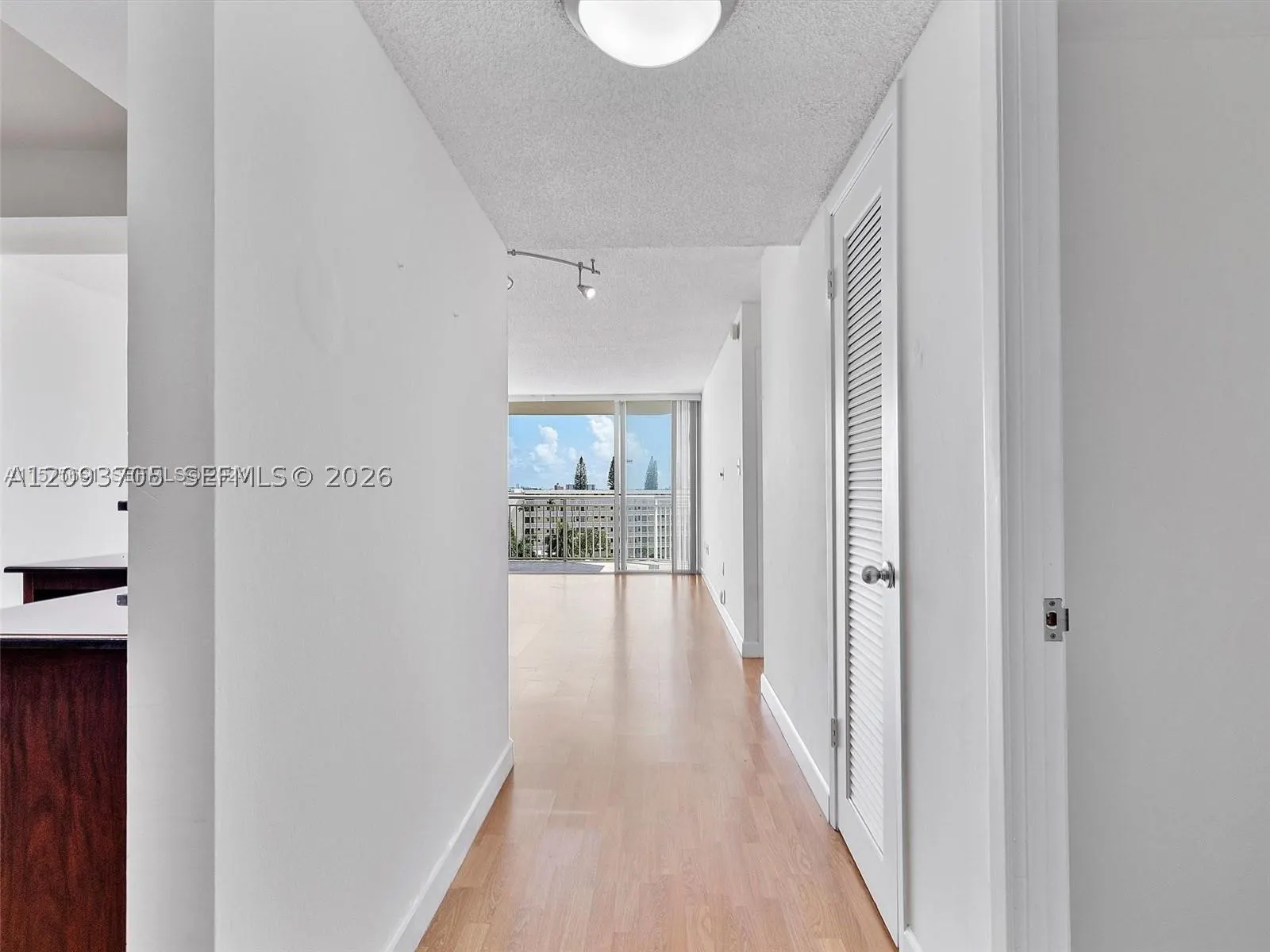 18021 Biscayne Blvd #603