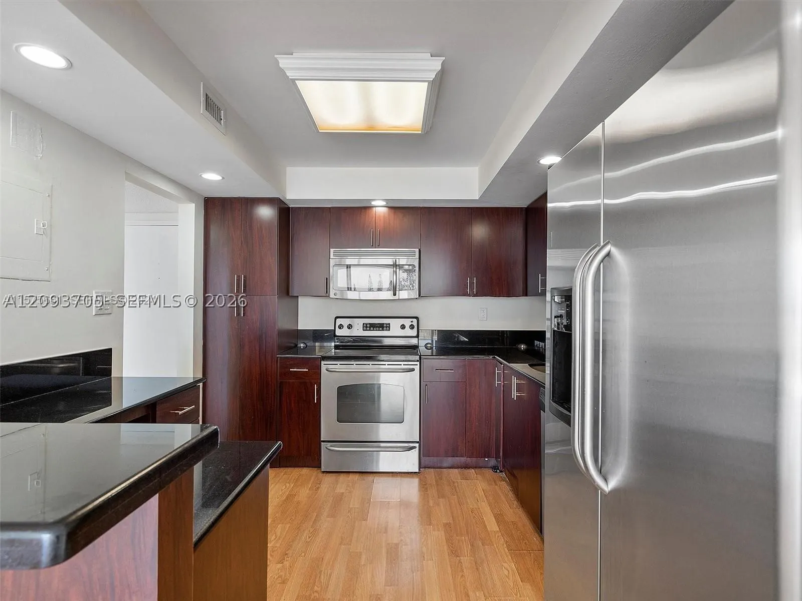 18021 Biscayne Blvd #603