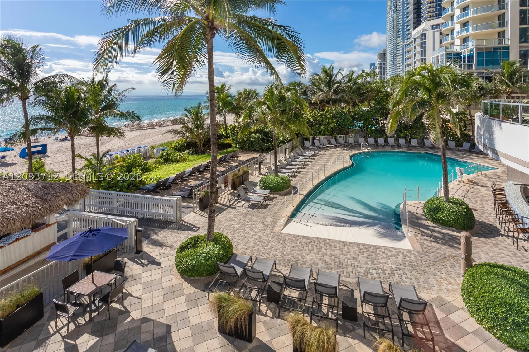 17375 Collins Ave #2606