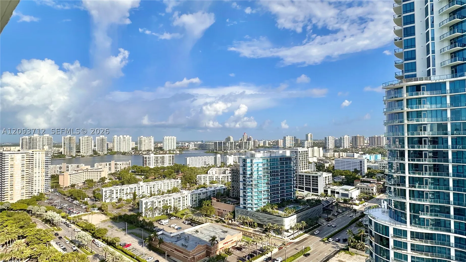 17375 Collins Ave #2606