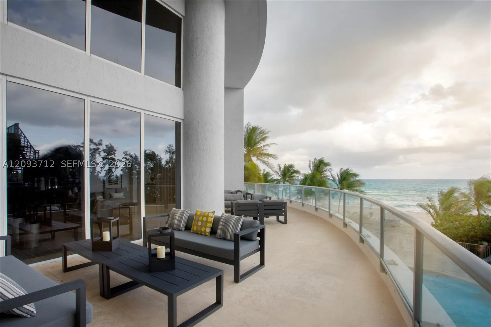 17375 Collins Ave #2606