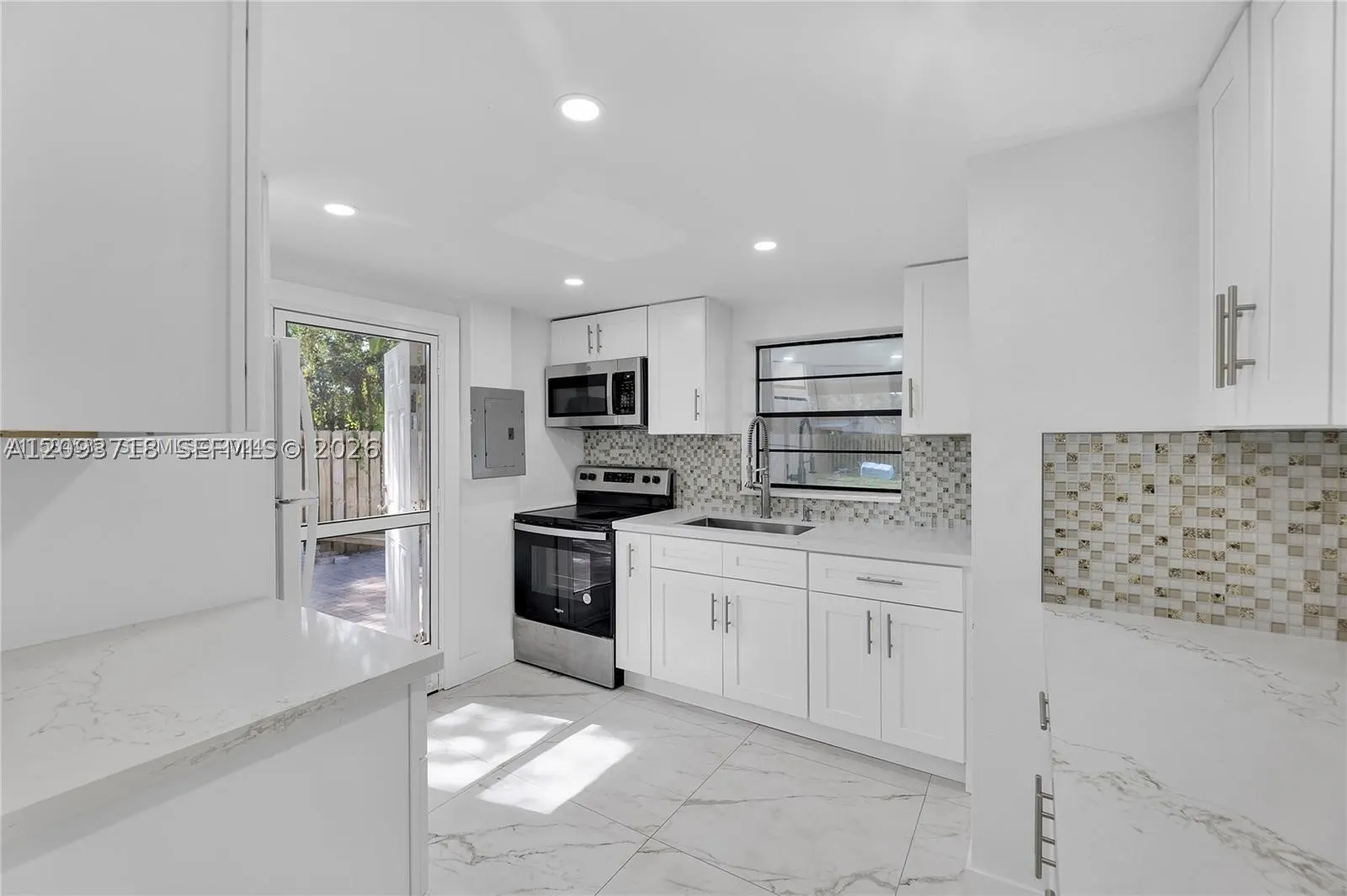 4837 SW 28th Ave