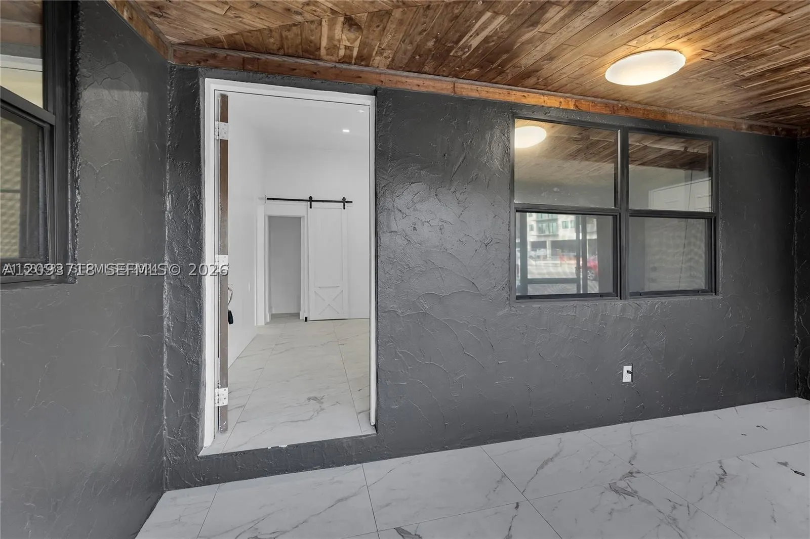 4837 SW 28th Ave