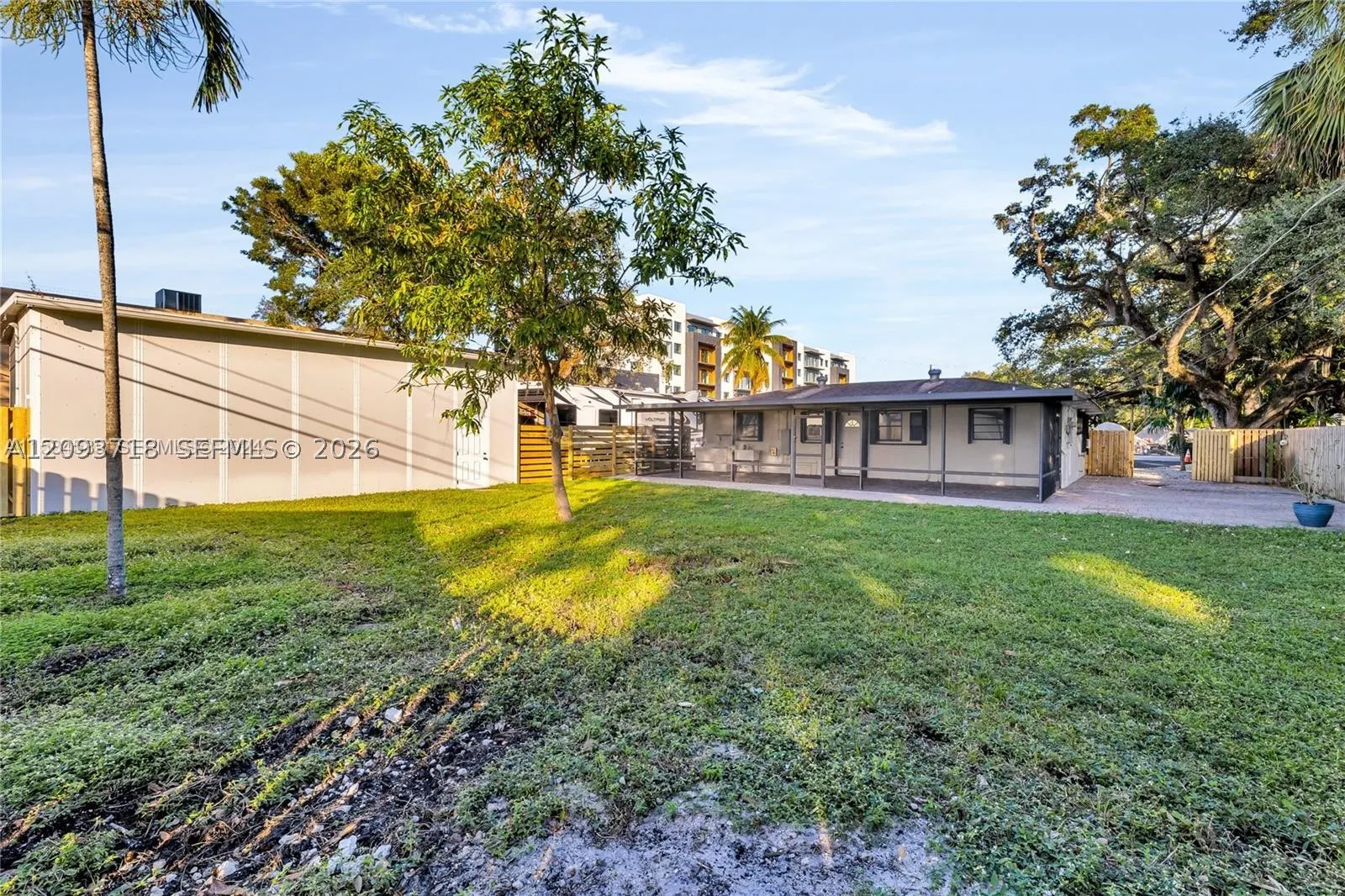 4837 SW 28th Ave