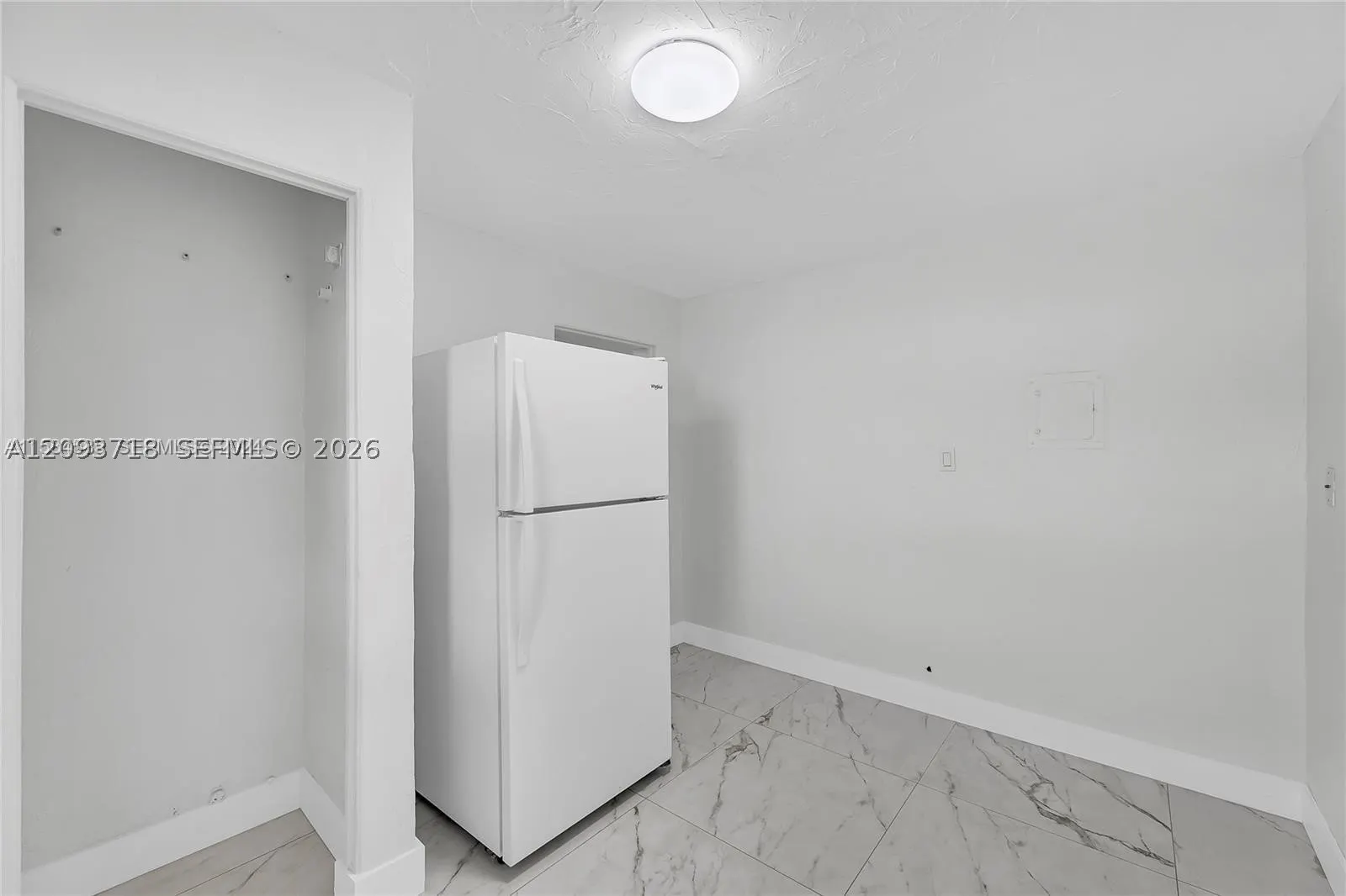 4837 SW 28th Ave