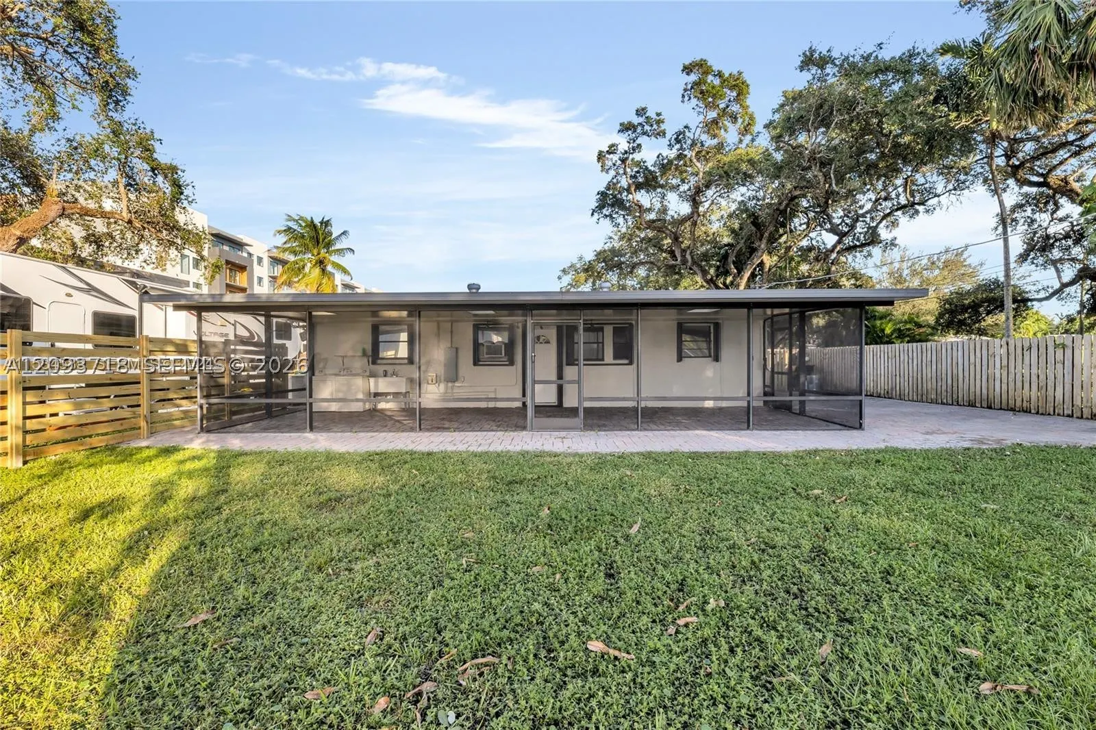 4837 SW 28th Ave