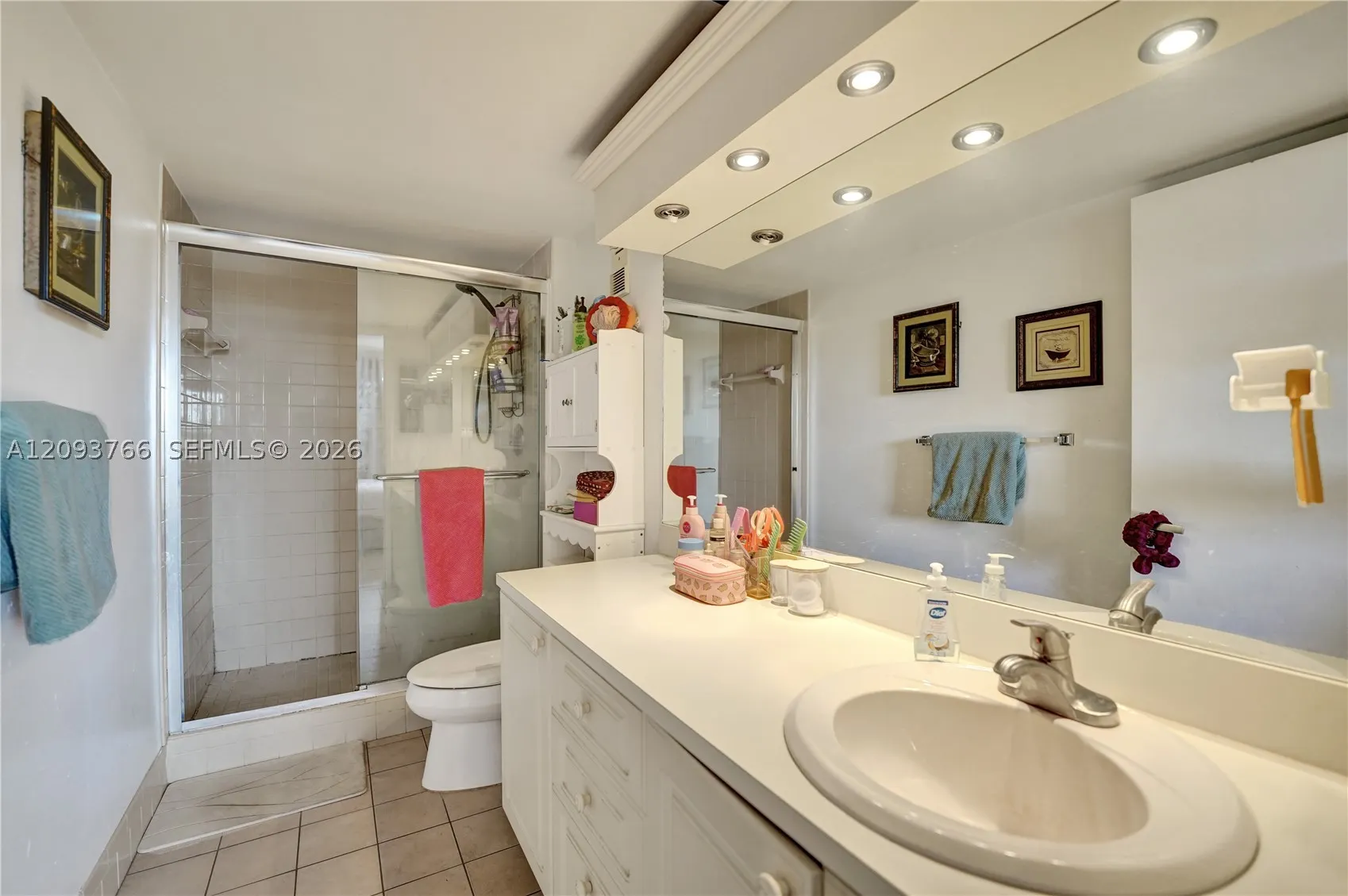 2226 N Cypress Bend Dr #408