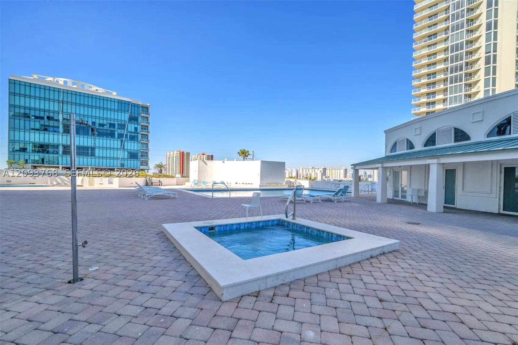 16485 Collins Ave #OS35C