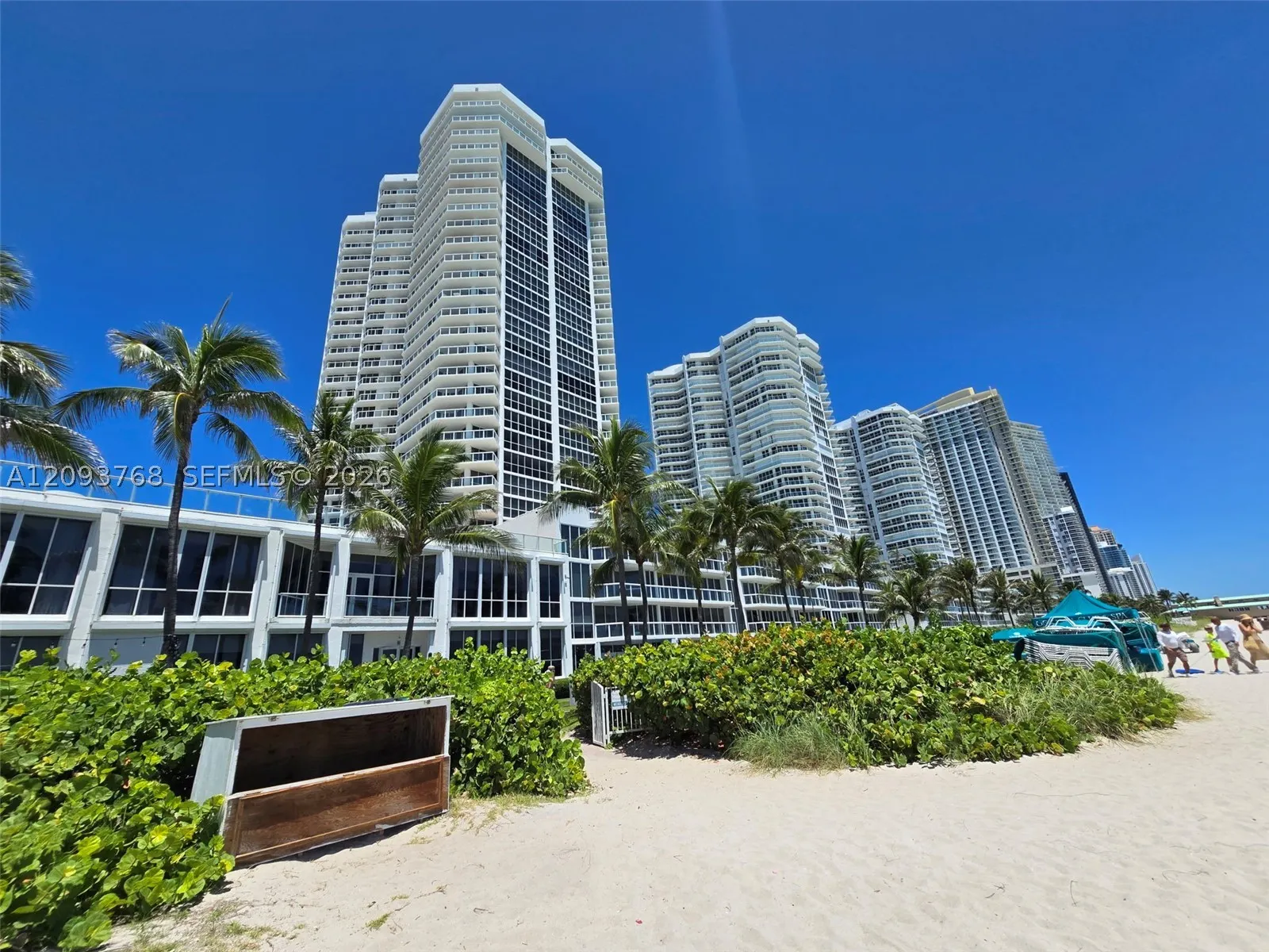 16485 Collins Ave #OS35C