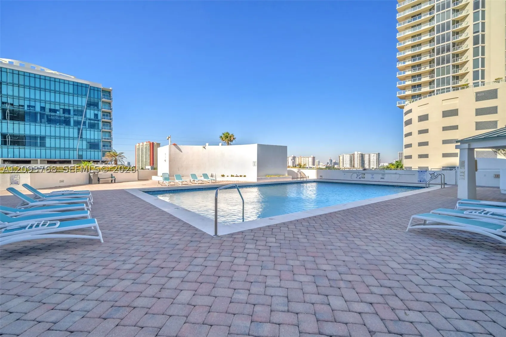 16485 Collins Ave #OS35C