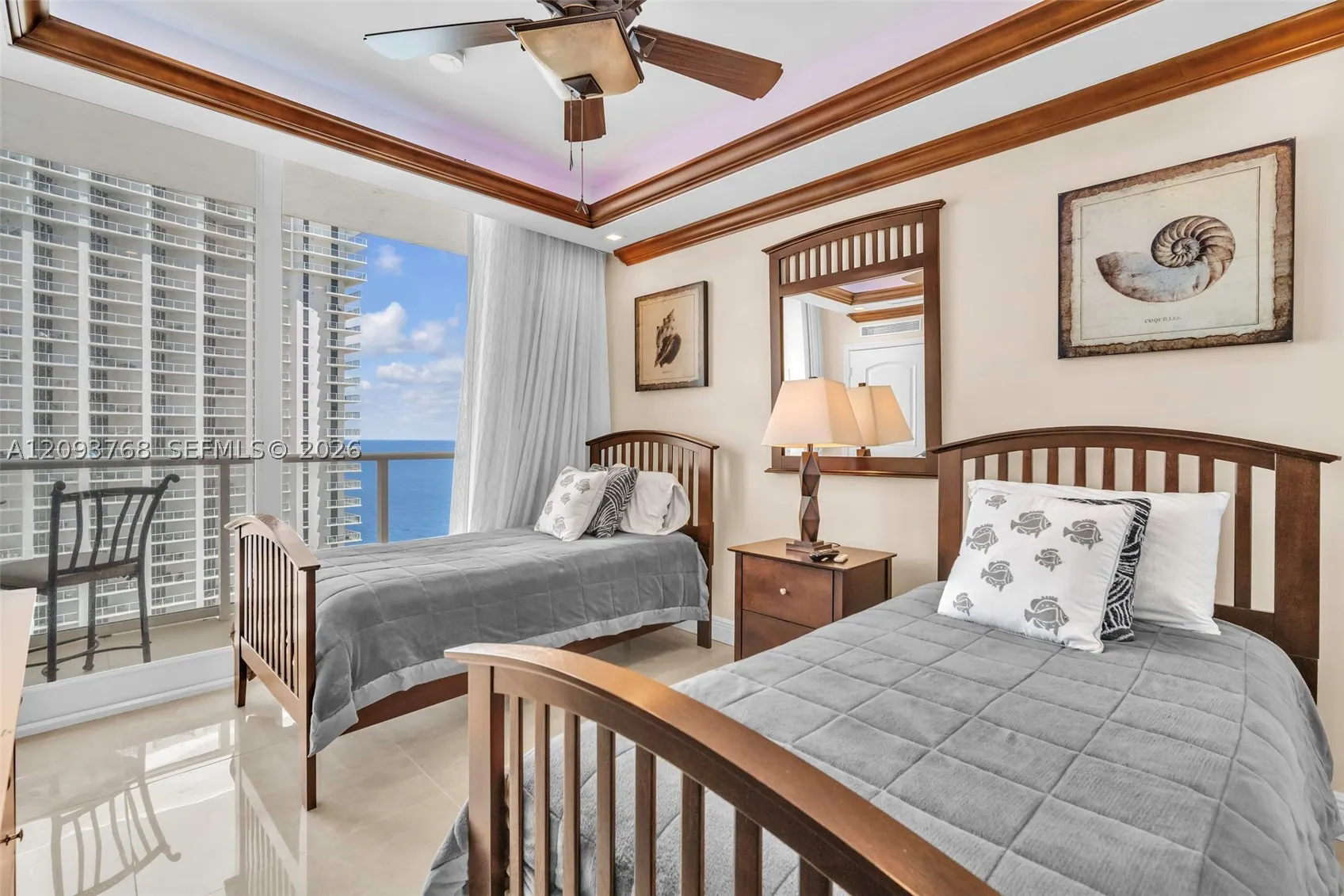16485 Collins Ave #OS35C