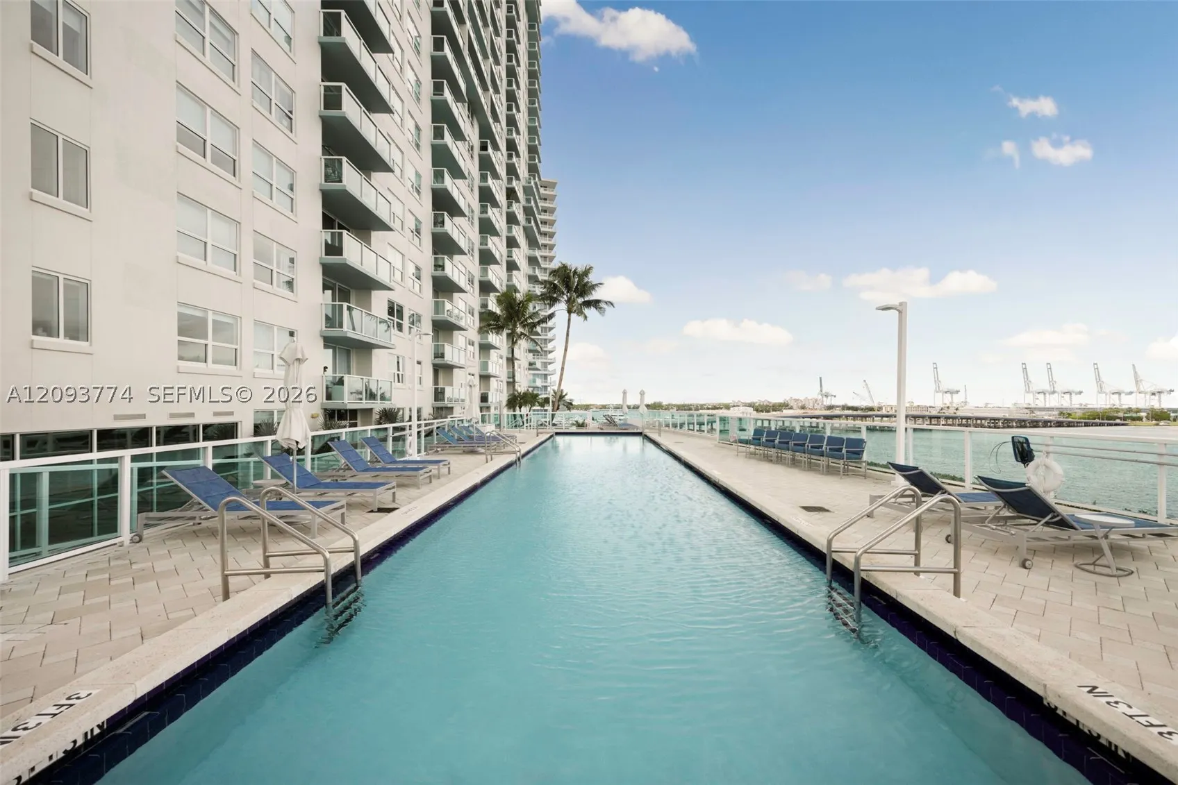 650 West Ave #1503