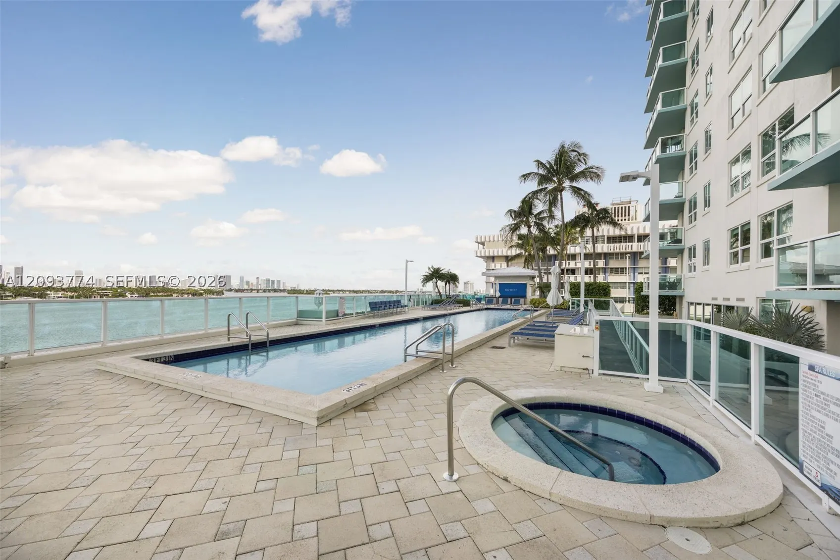 650 West Ave #1503