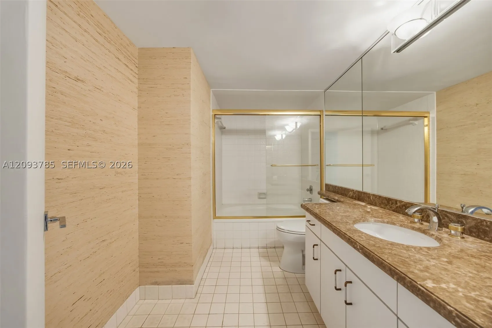 2575 S Bayshore Dr #10A & 10B