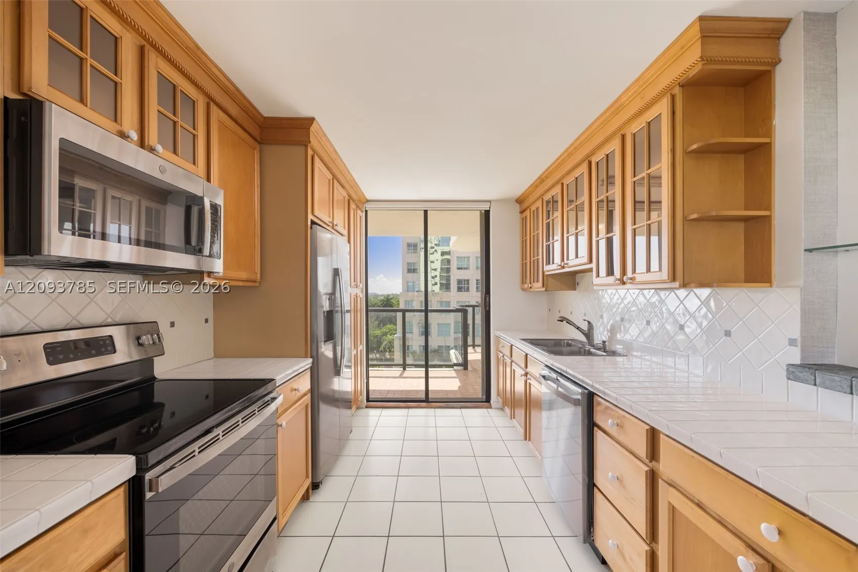 2575 S Bayshore Dr #10A & 10B