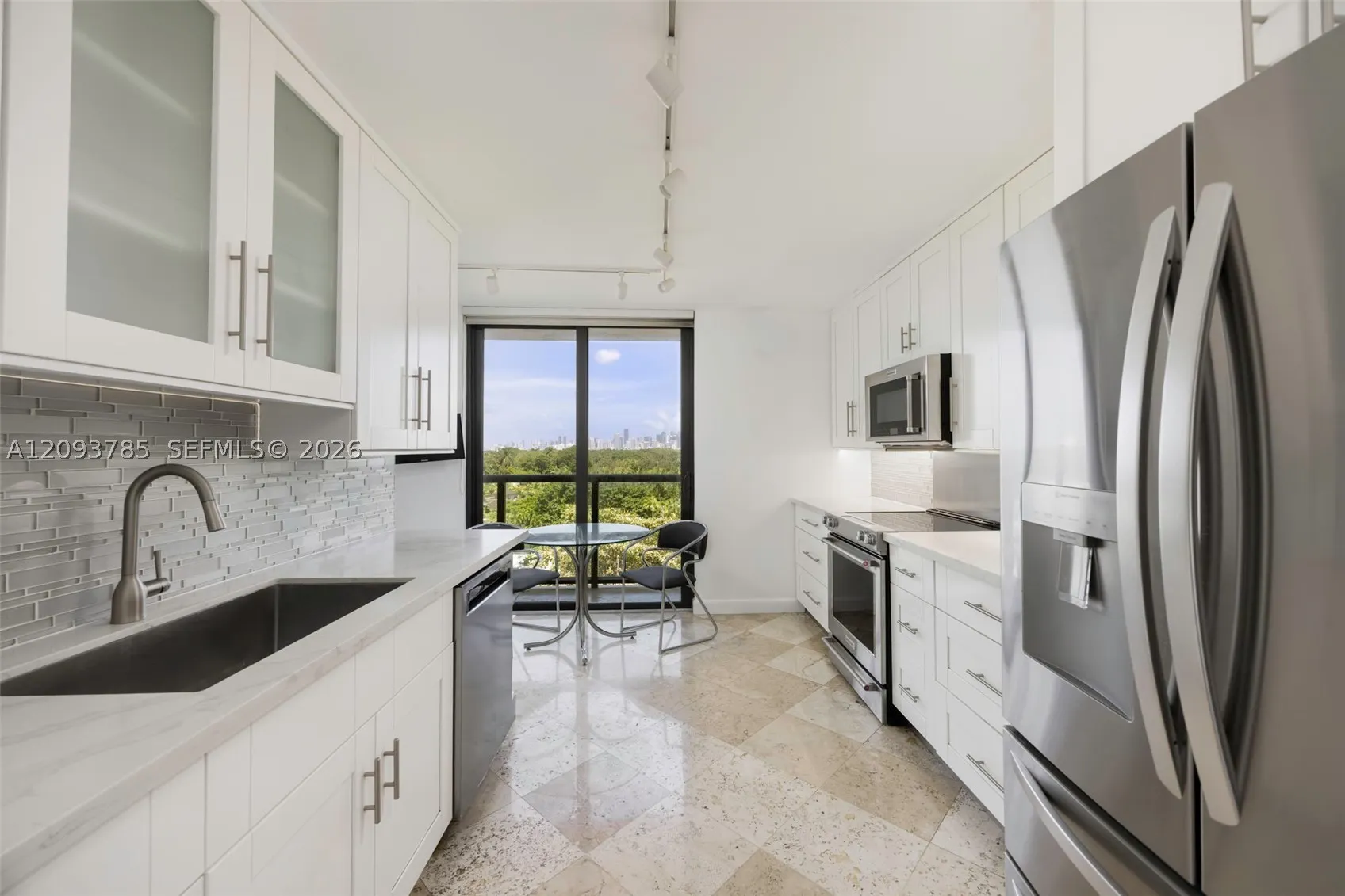 2575 S Bayshore Dr #10A & 10B