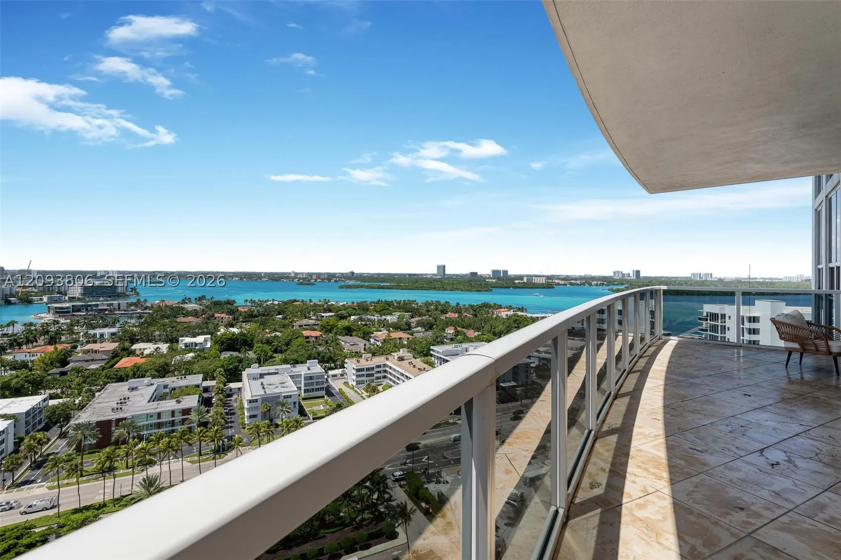 10225 Collins Ave #1604