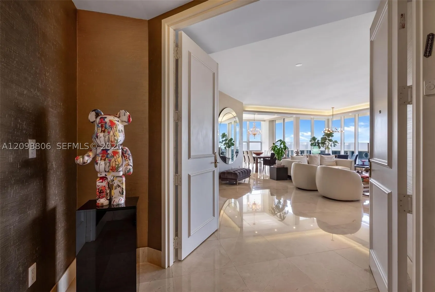 10225 Collins Ave #1604