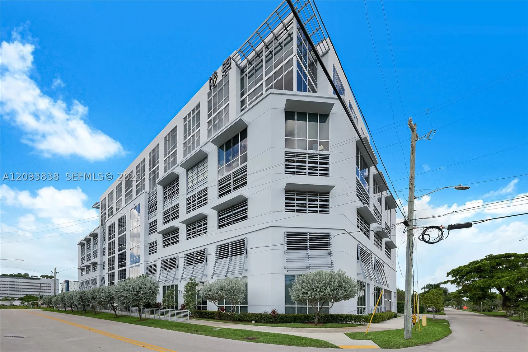 800 SE 4th Ave #110
