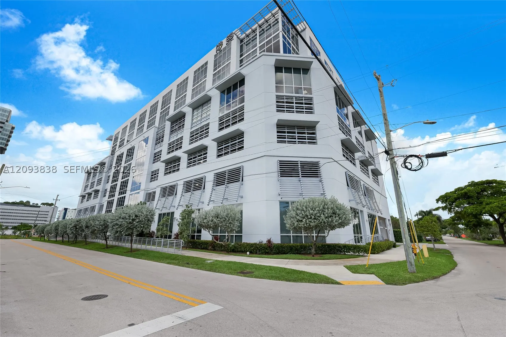 800 SE 4th Ave #110