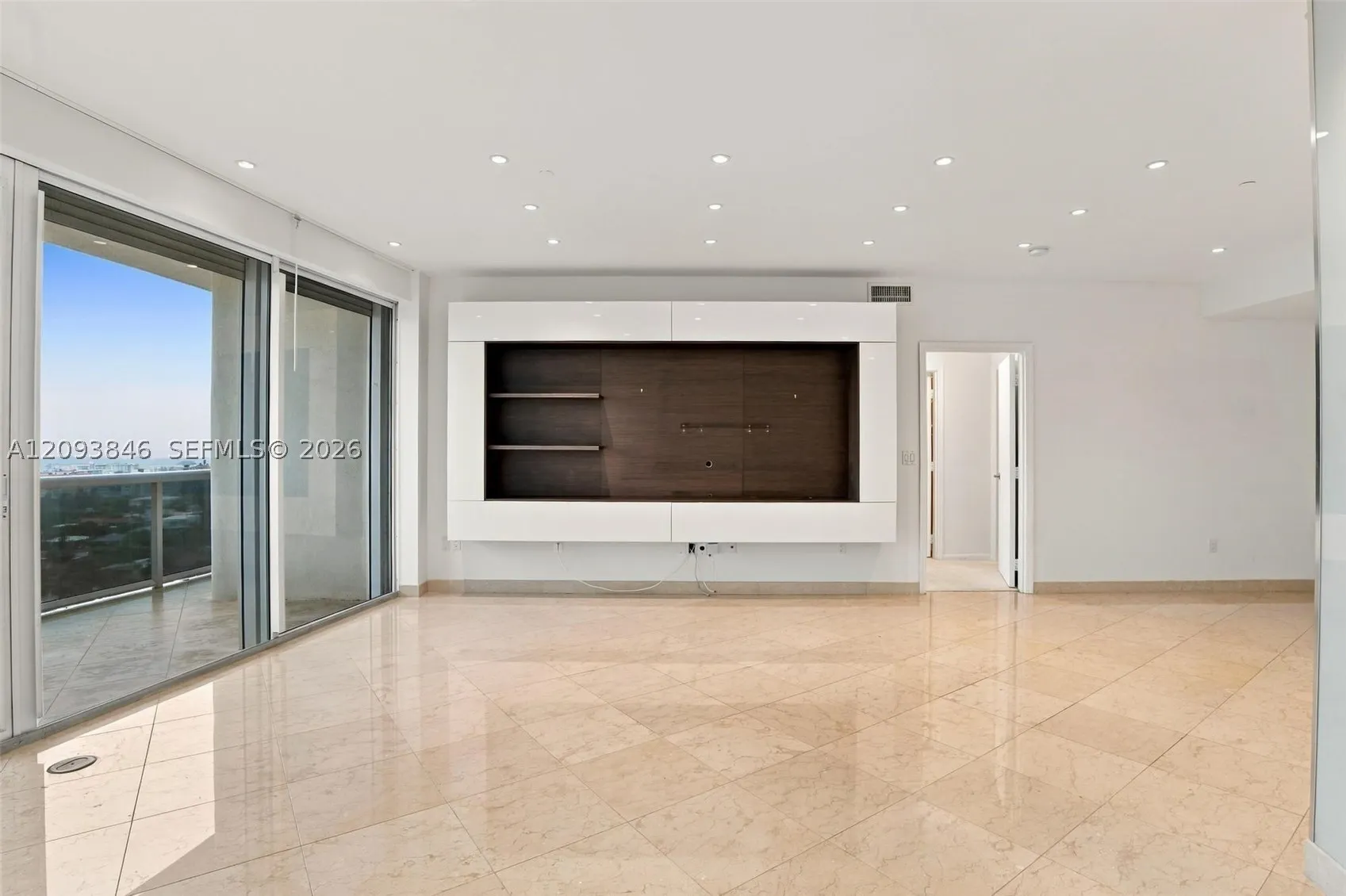 9601 Collins Ave #1508