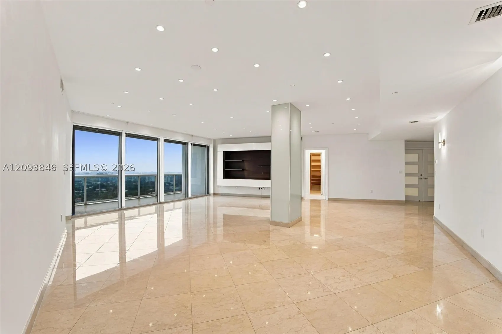 9601 Collins Ave #1508