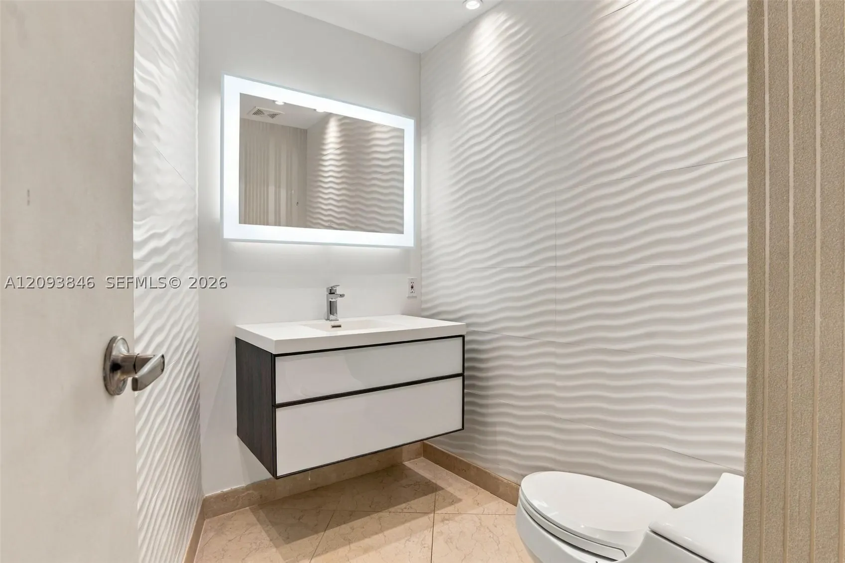 9601 Collins Ave #1508