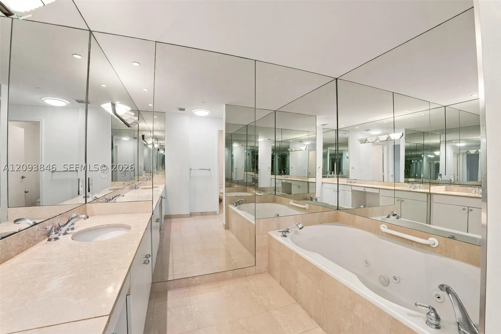 9601 Collins Ave #1508