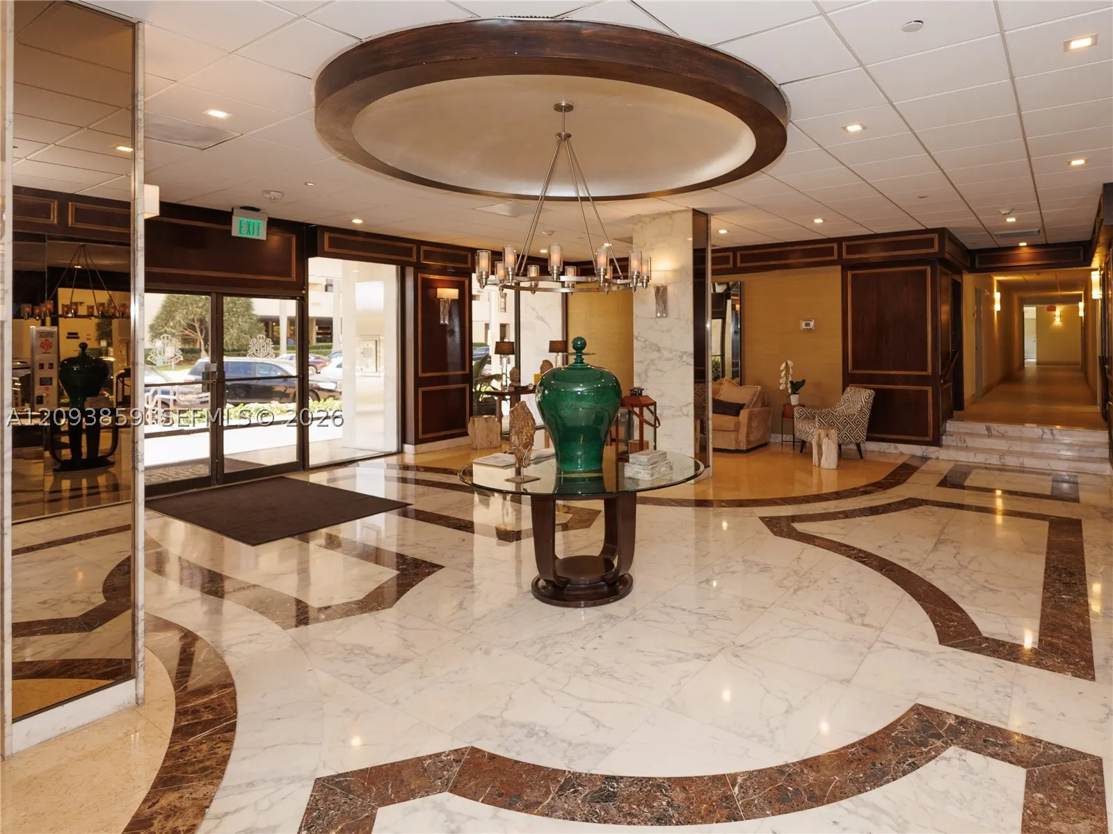 625 Biltmore Way #203
