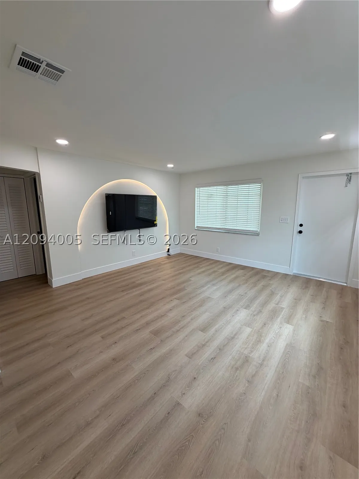 708 SW 7th Ave