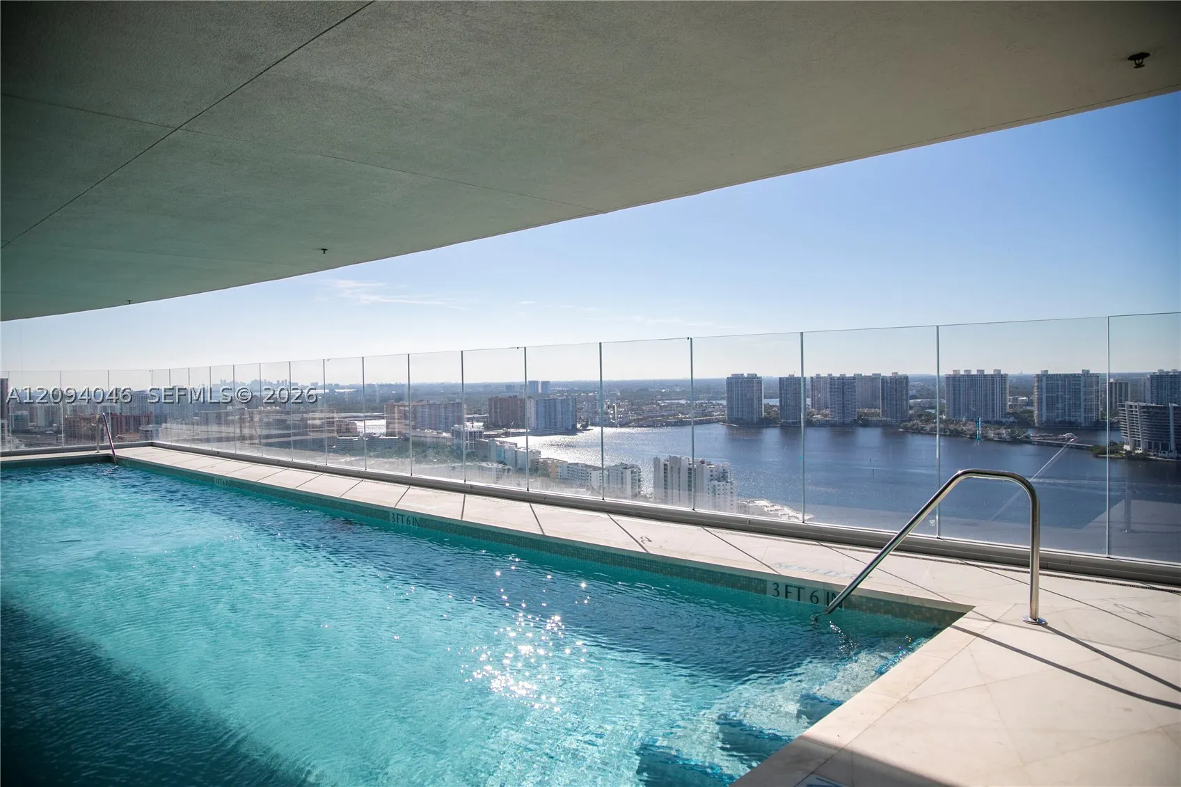 18501 Collins Ave #4903