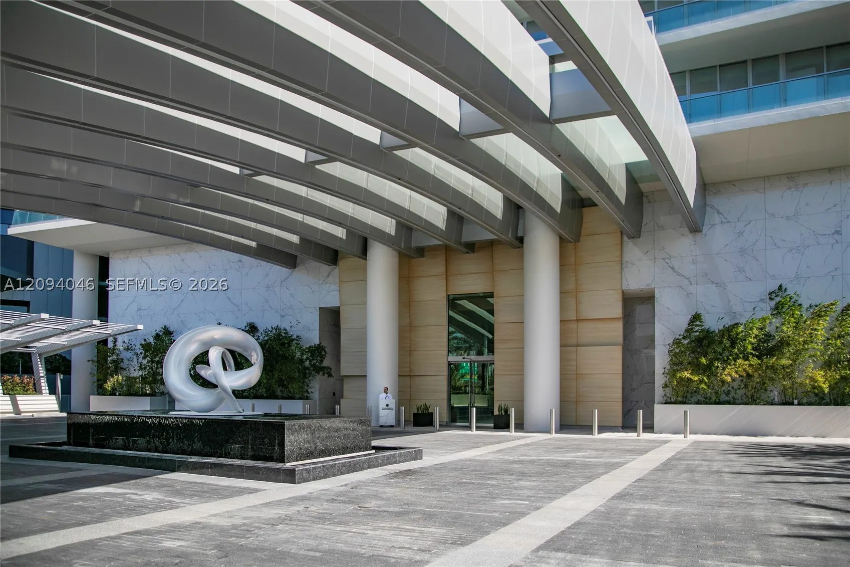 18501 Collins Ave #4903