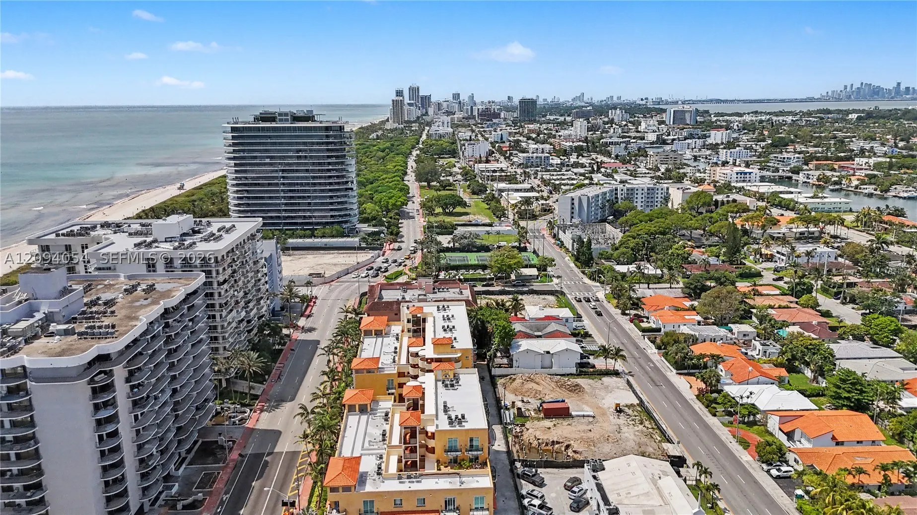 8888 Collins Ave #115