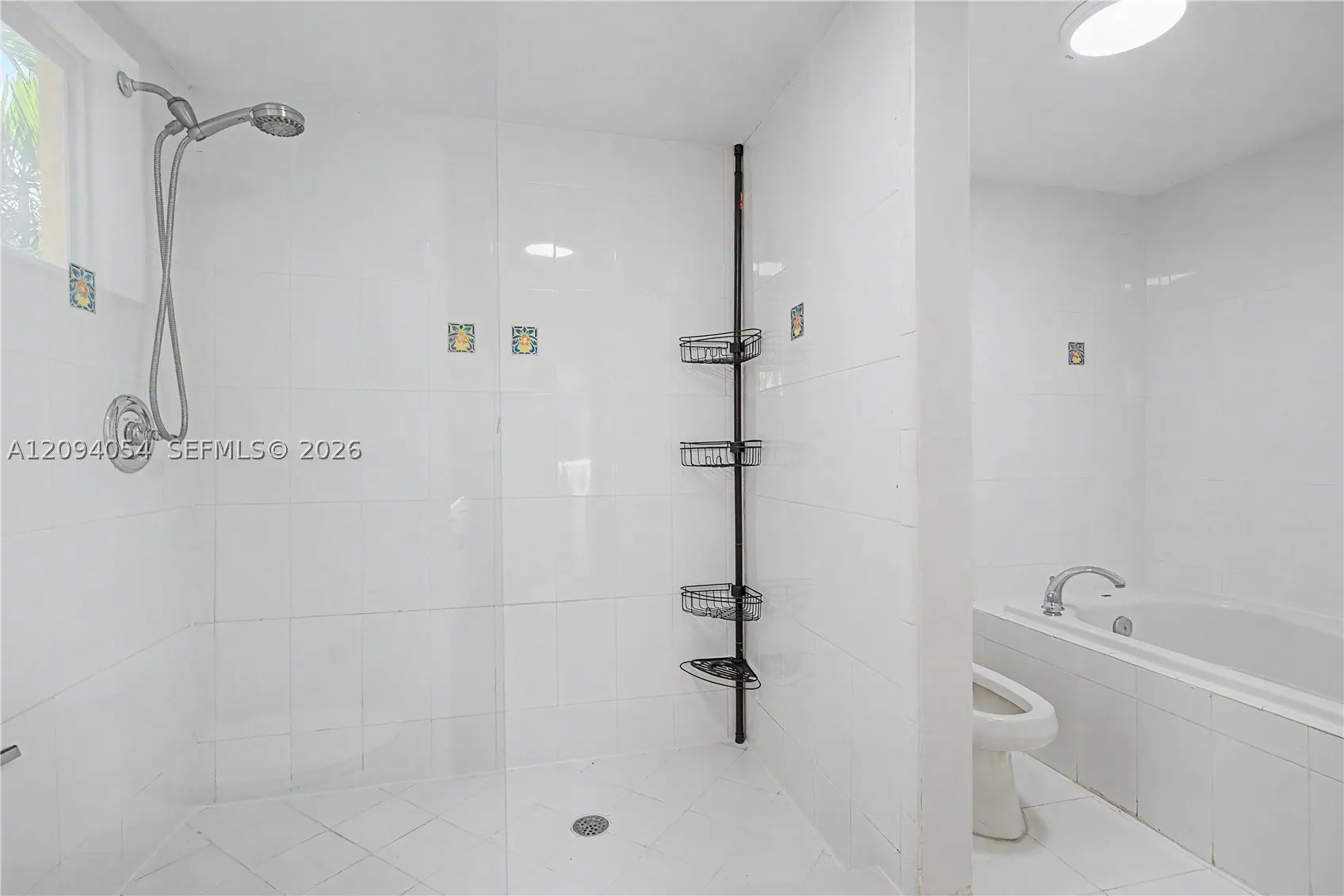 8888 Collins Ave #115