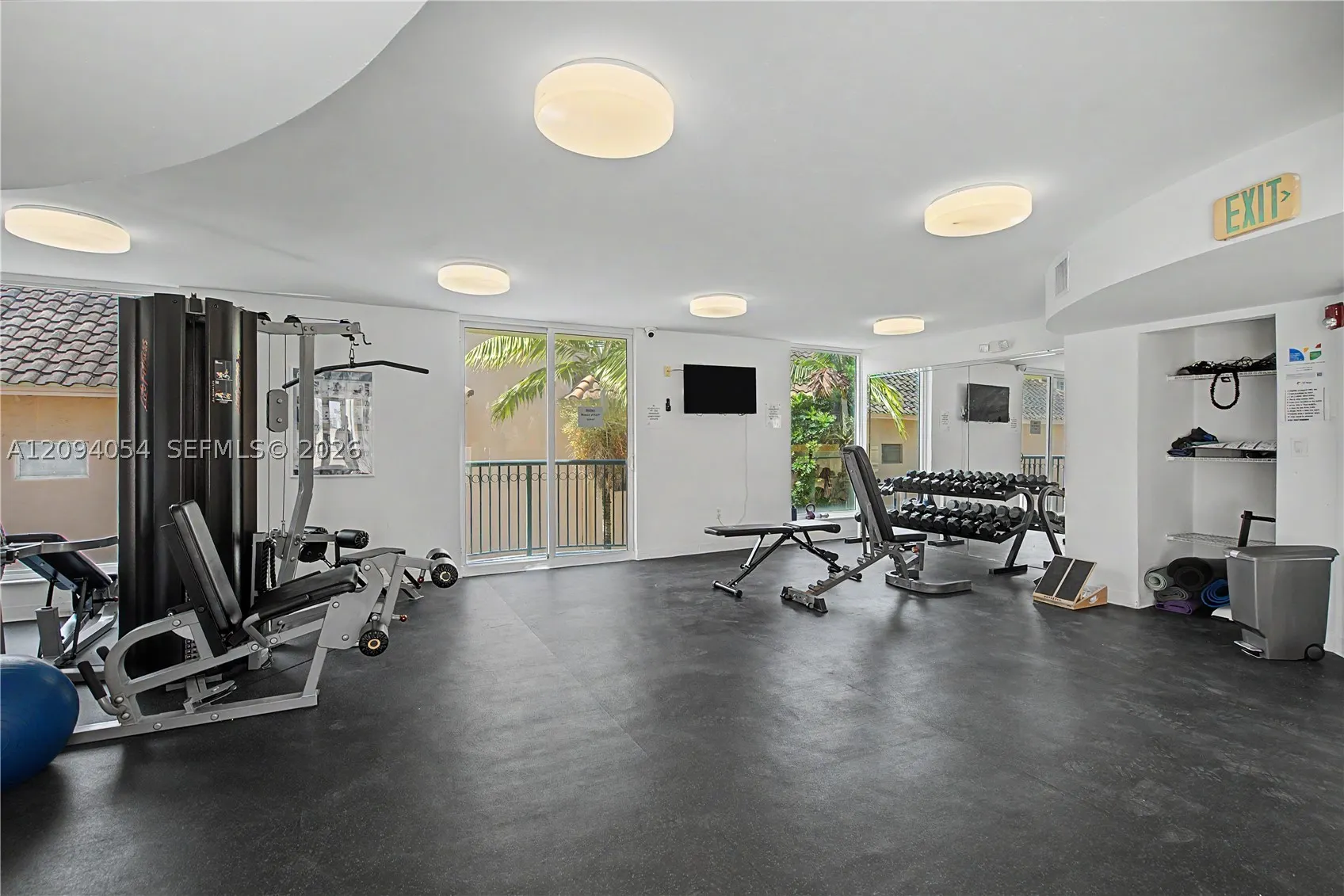 8888 Collins Ave #115