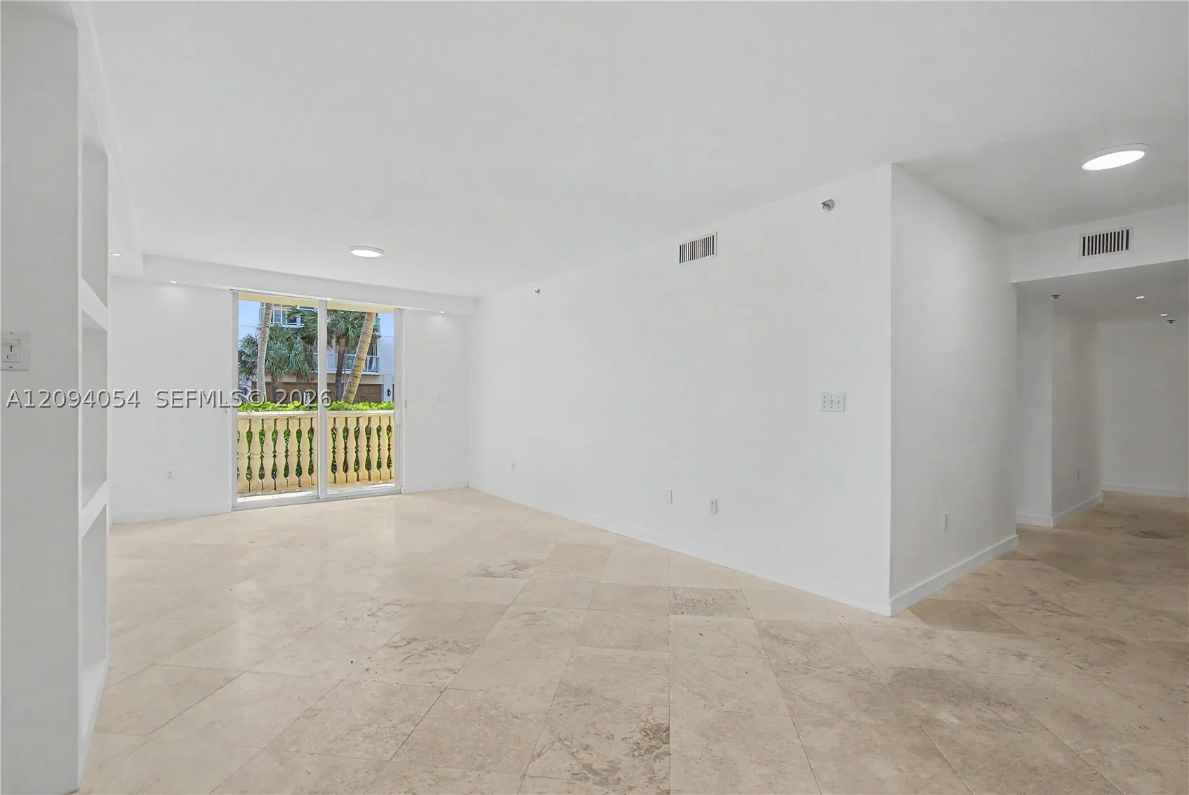 8888 Collins Ave #115