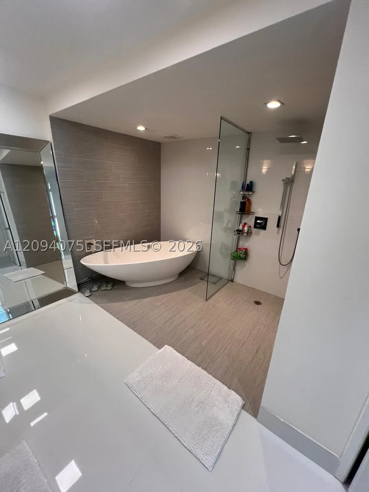 300 Sunny Isles Blvd #4-1504