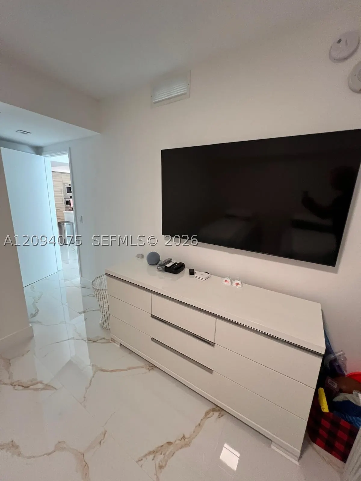300 Sunny Isles Blvd #4-1504