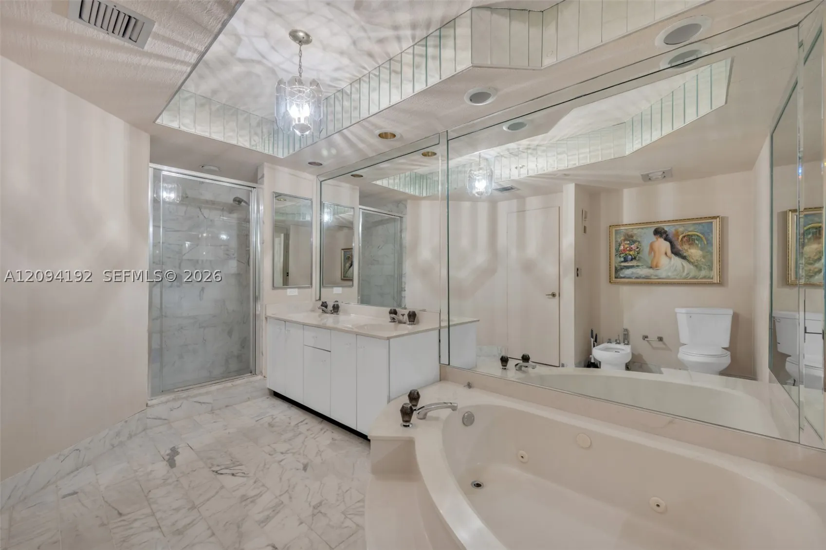 20281 E Country Club Dr #305