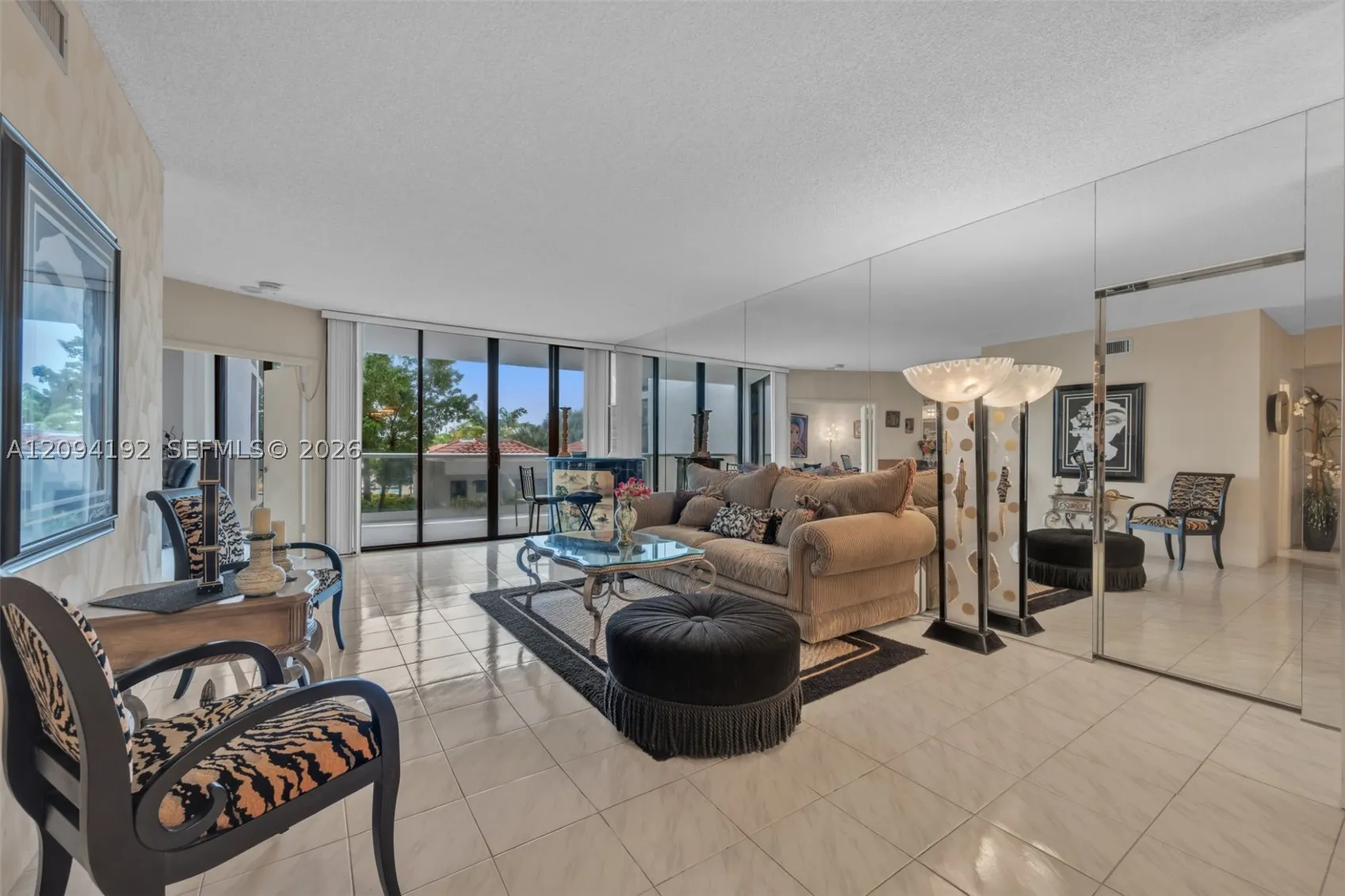 20281 E Country Club Dr #305