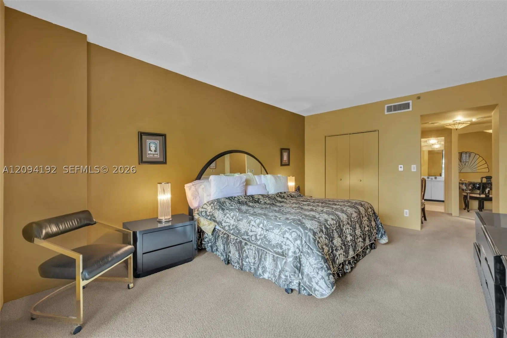 20281 E Country Club Dr #305