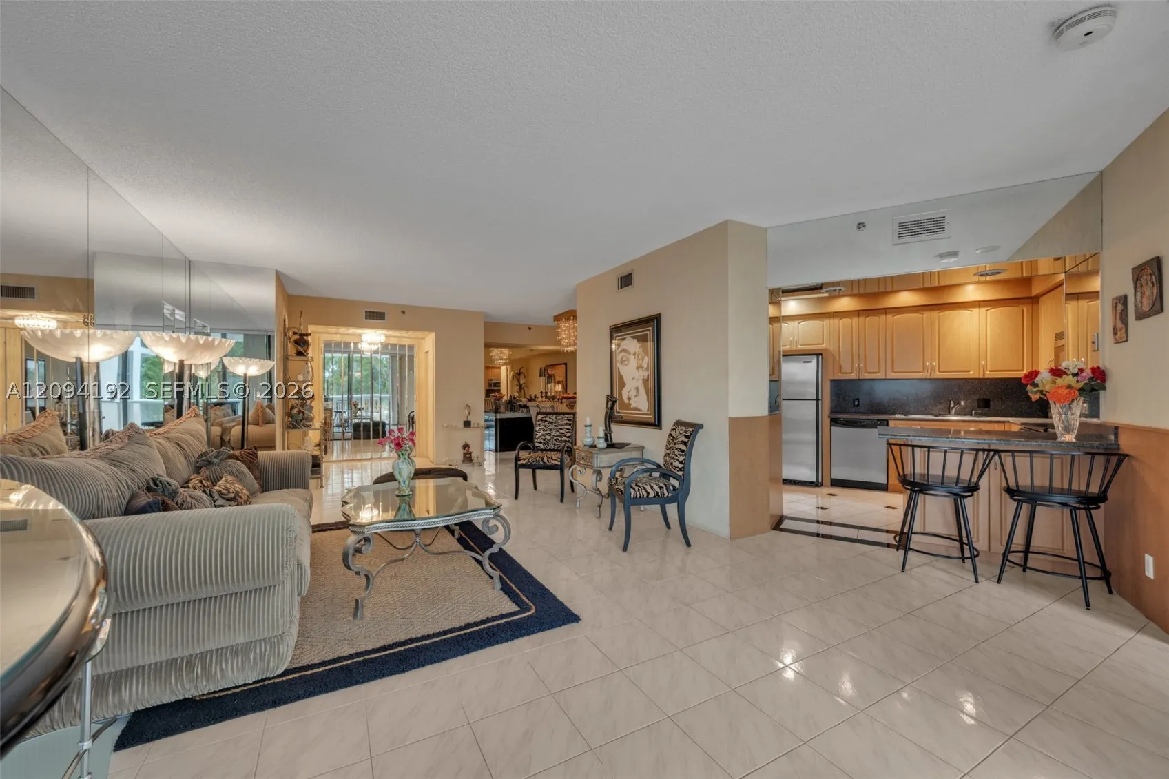 20281 E Country Club Dr #305