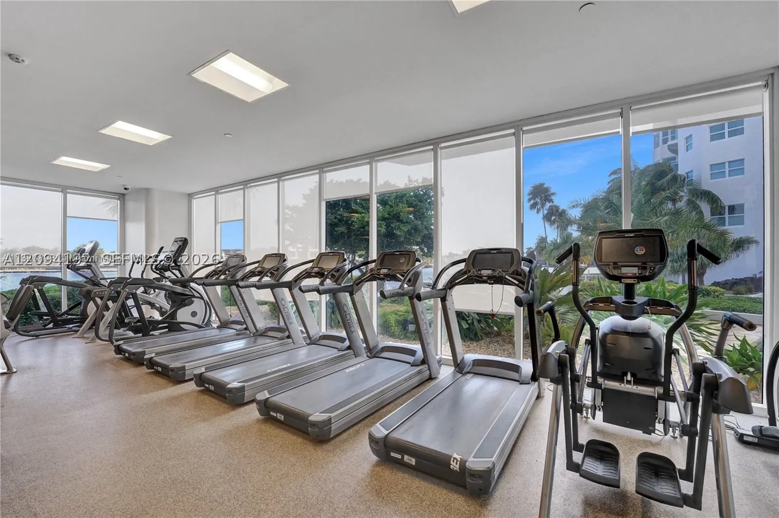 20281 E Country Club Dr #305