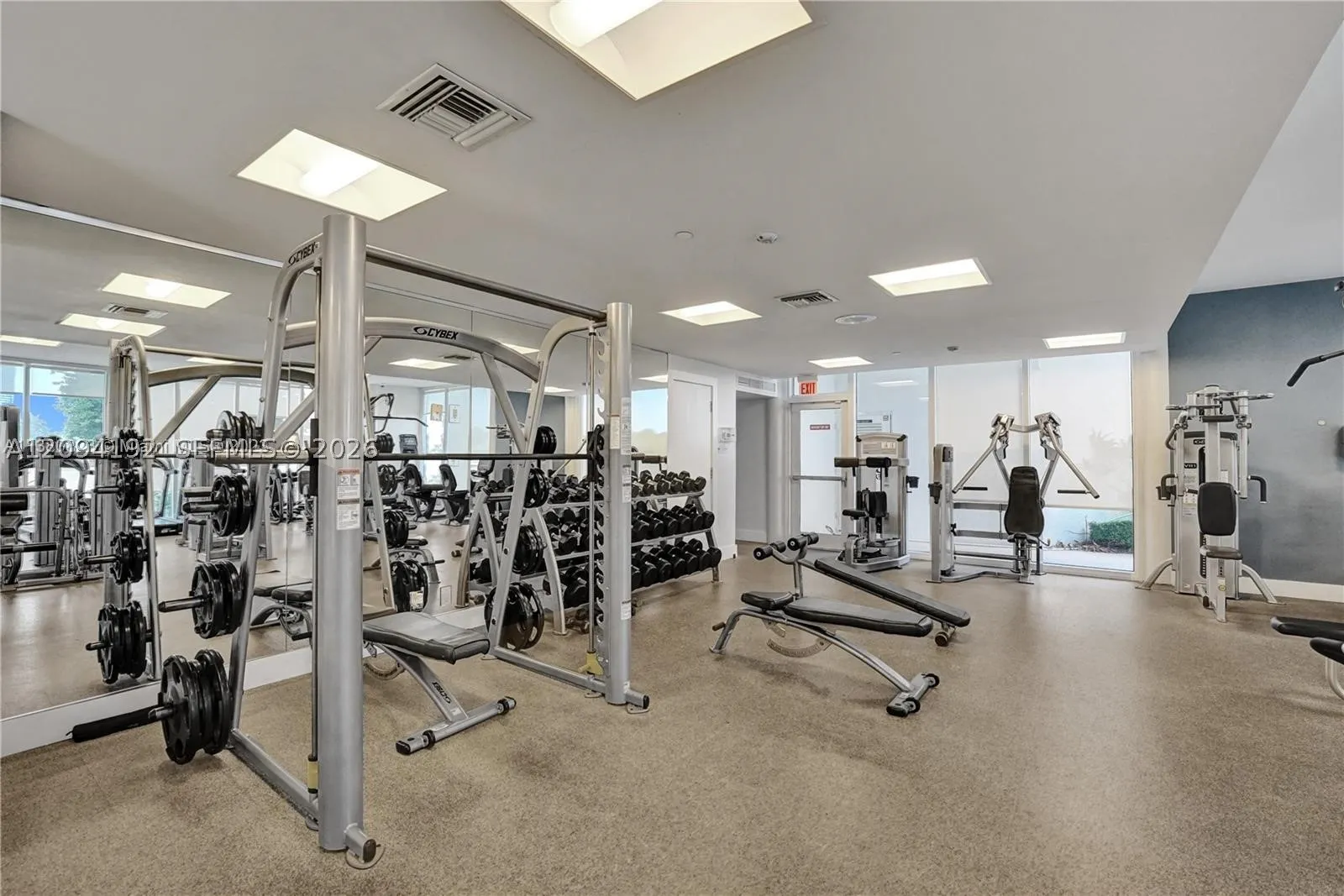 20281 E Country Club Dr #305