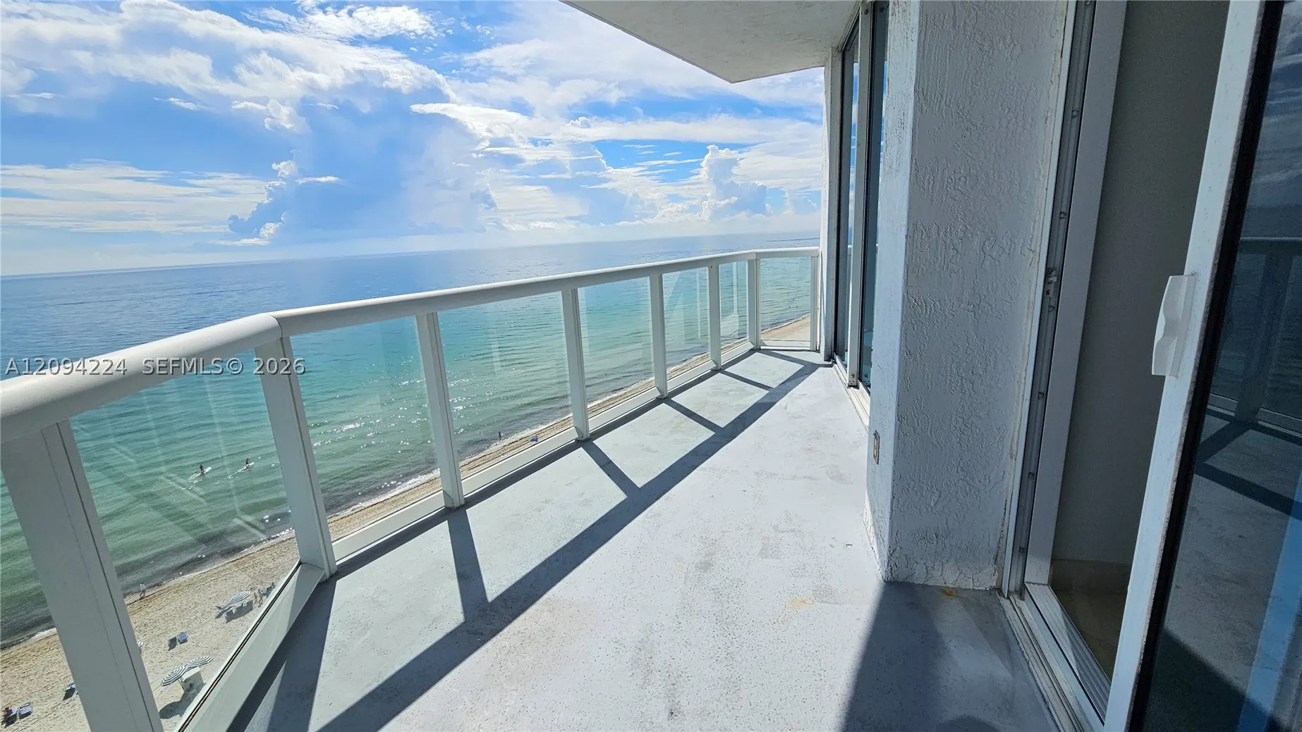 6515 Collins Ave #1403