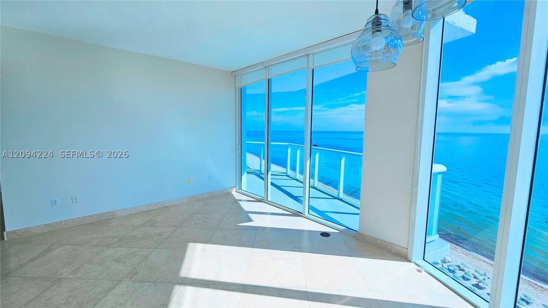 6515 Collins Ave #1403