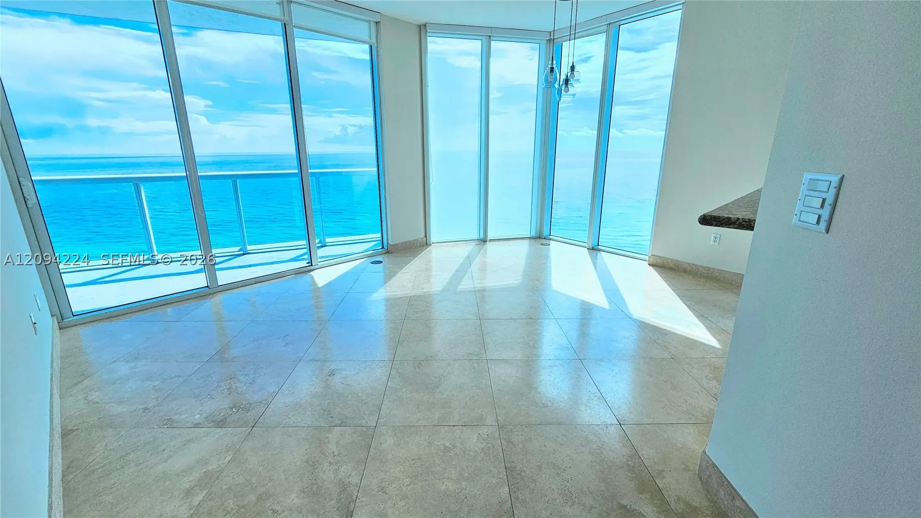 6515 Collins Ave #1403